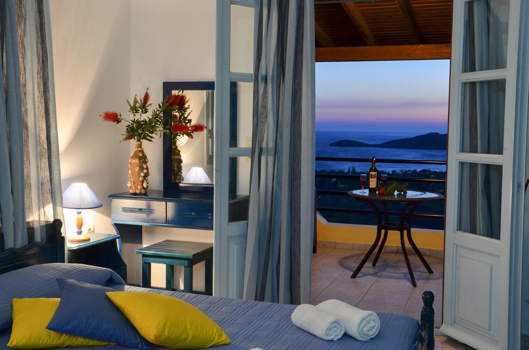 Hotel Dina - Ξενοδοχείο Ντινα Plati  Pokoj fotografie
