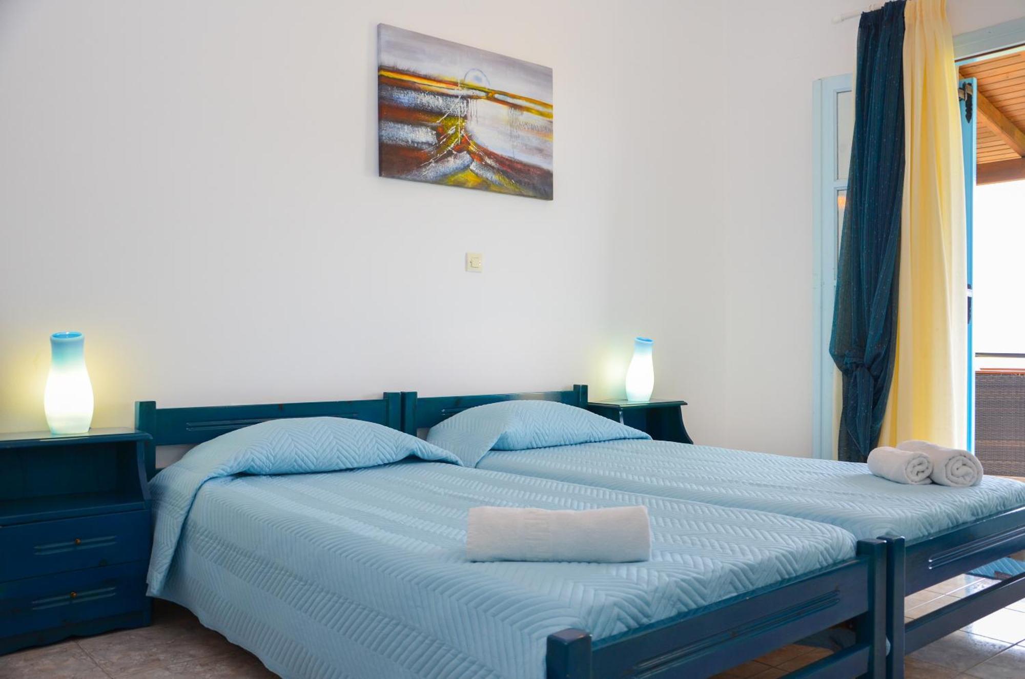 Hotel Dina - Ξενοδοχείο Ντινα Plati  Pokoj fotografie